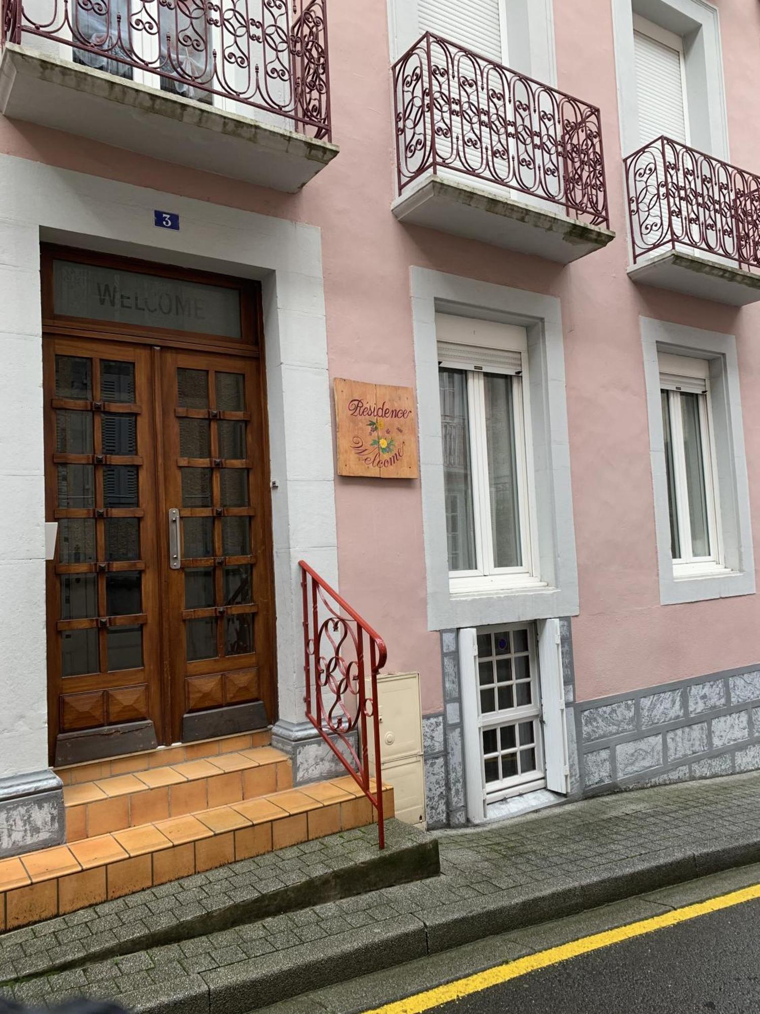 Charmant Appartement Au Calme En Plein Centre Ville Avec Wifi Et Linge De Maison Inclus Cauterets Exterior foto